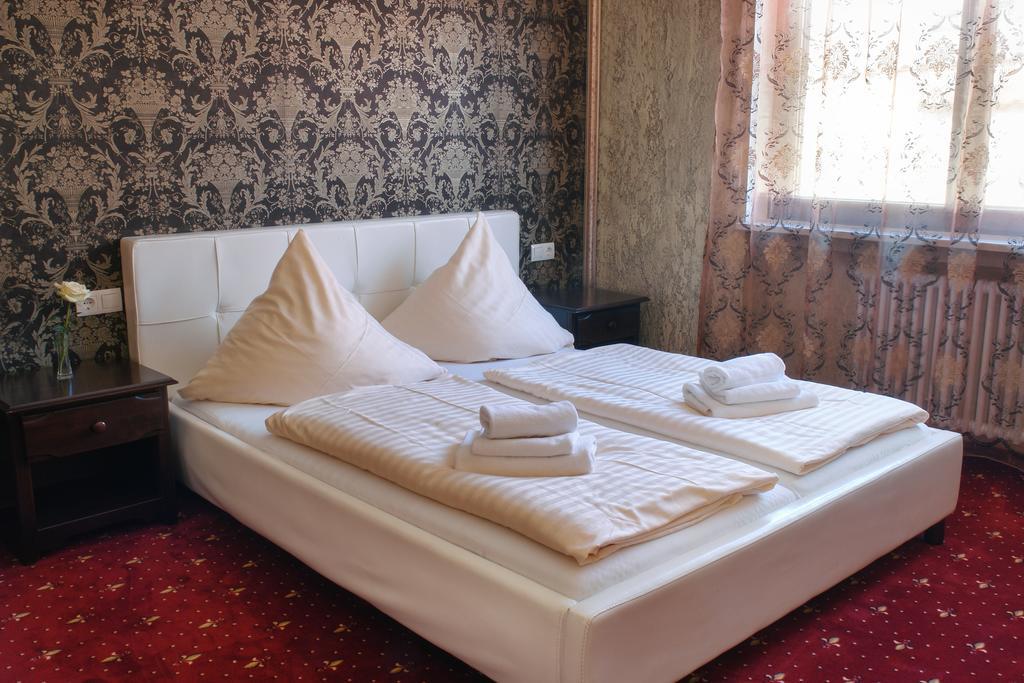 Hotel Krone Friesenheim  Bilik gambar