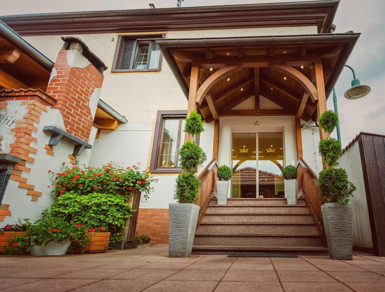 Hotel Krone Friesenheim  Luaran gambar